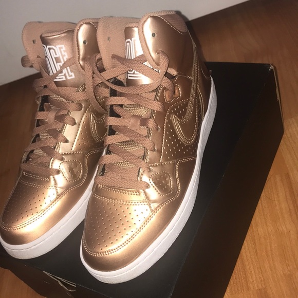 Nike Shoes - Nike Air Force 1